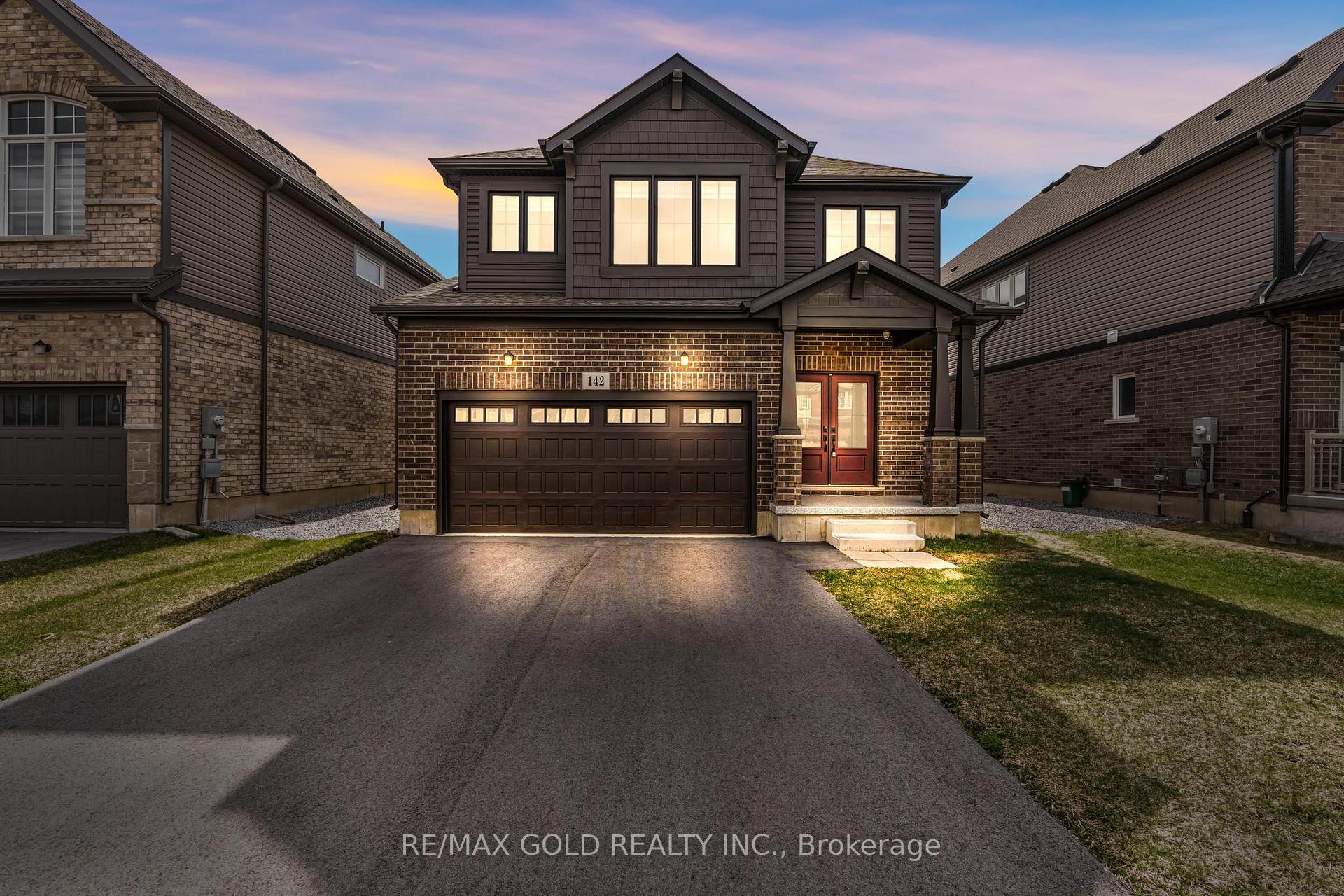 Front of 142 Bur Oak Drive