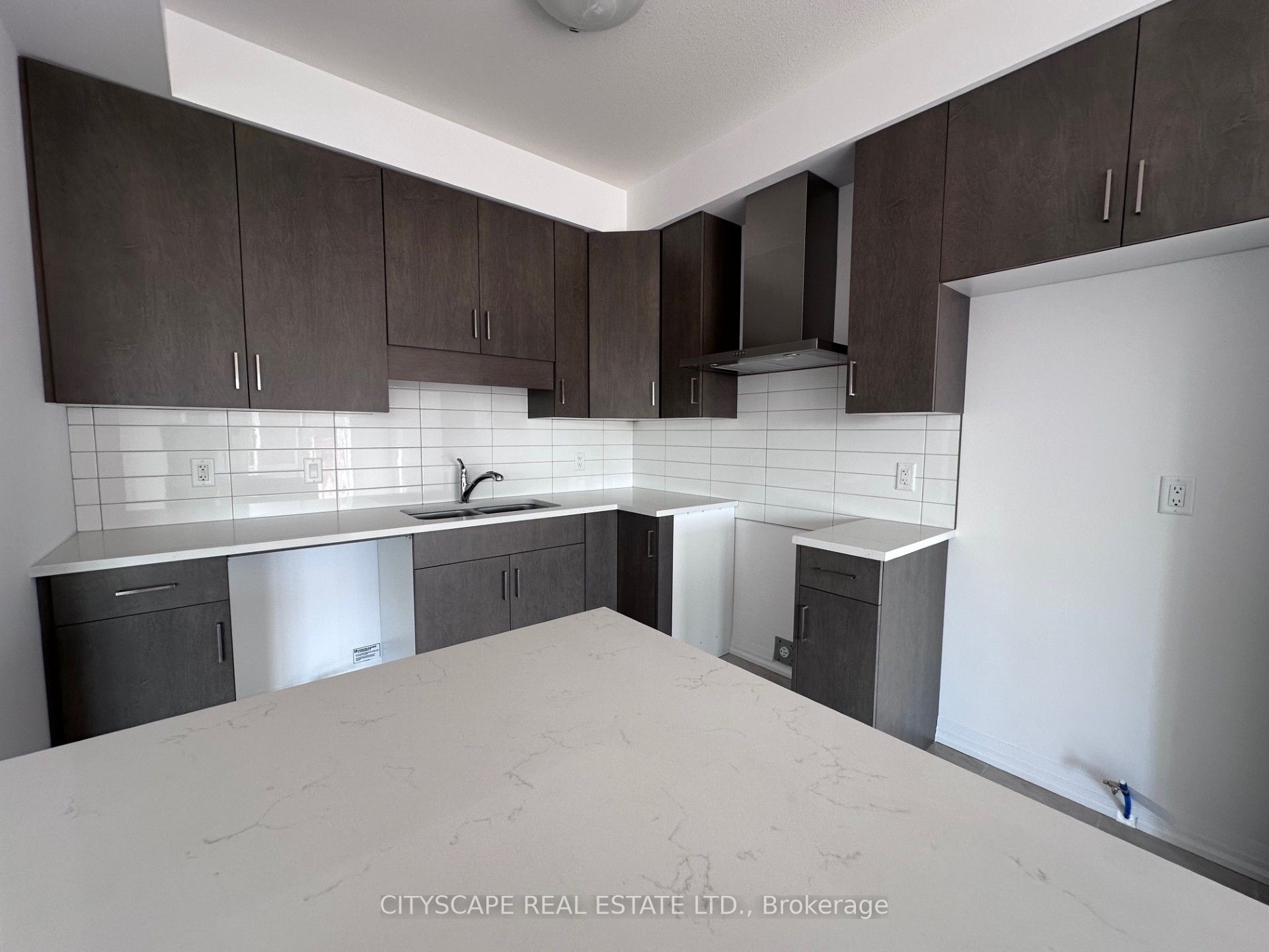 Photo 25 of 12 Whelan Court, Thorold, Hurricane/Merrittville — HOMEH
