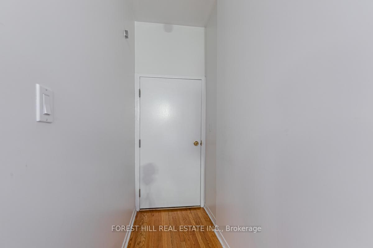 Photo 4 of Unit 1- Main, 624 Huron Street, Toronto, The Annex — HOMEH