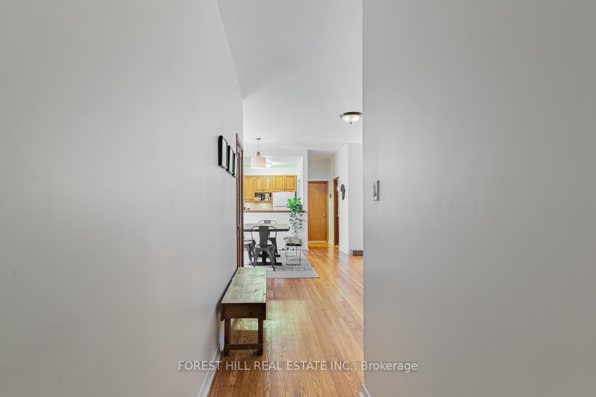 Photo 5 of Unit 1- Main, 624 Huron Street, Toronto, The Annex — HOMEH