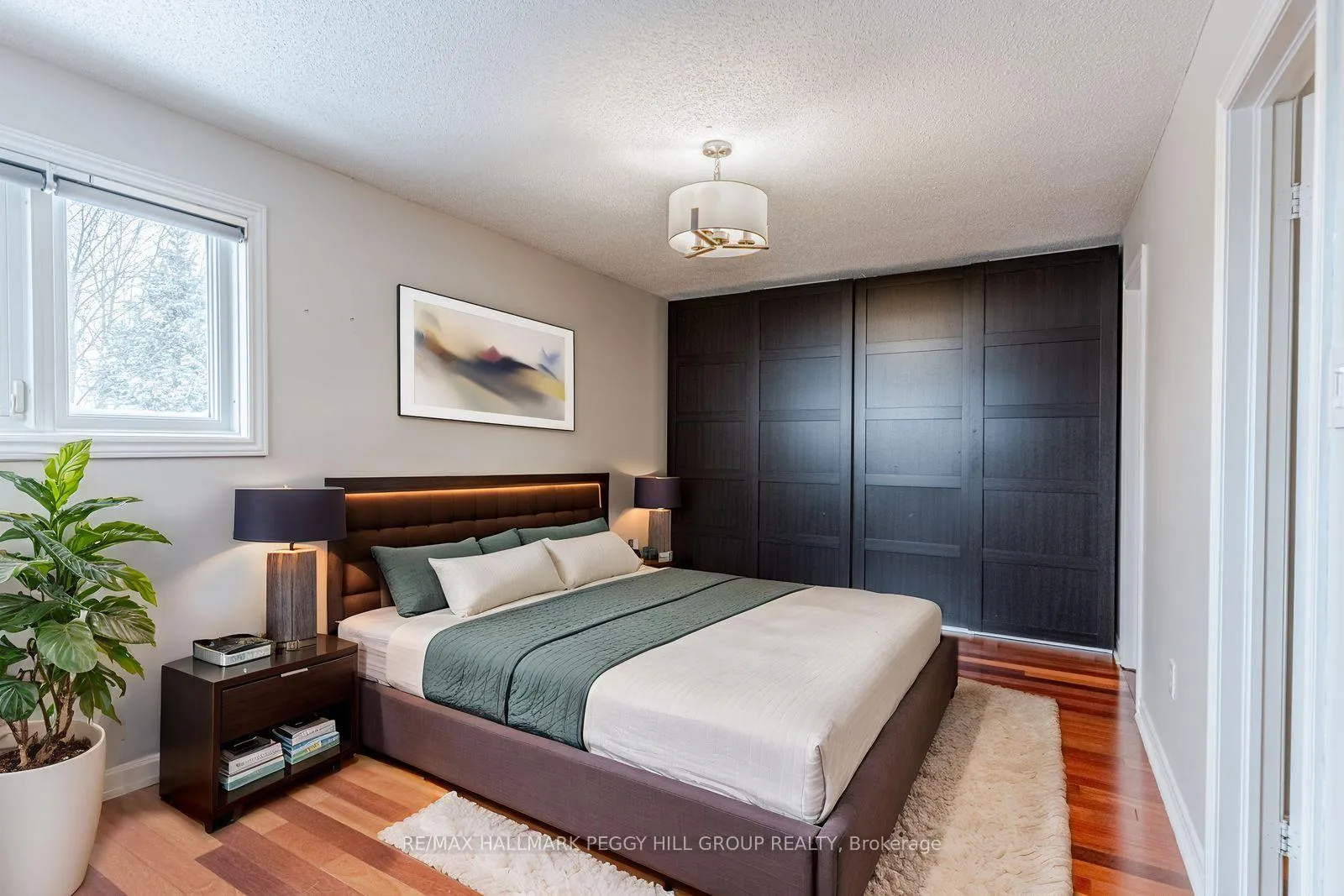 Photo 7 of 6 Laurelwood Lane, Barrie, Ardagh — HOMEH