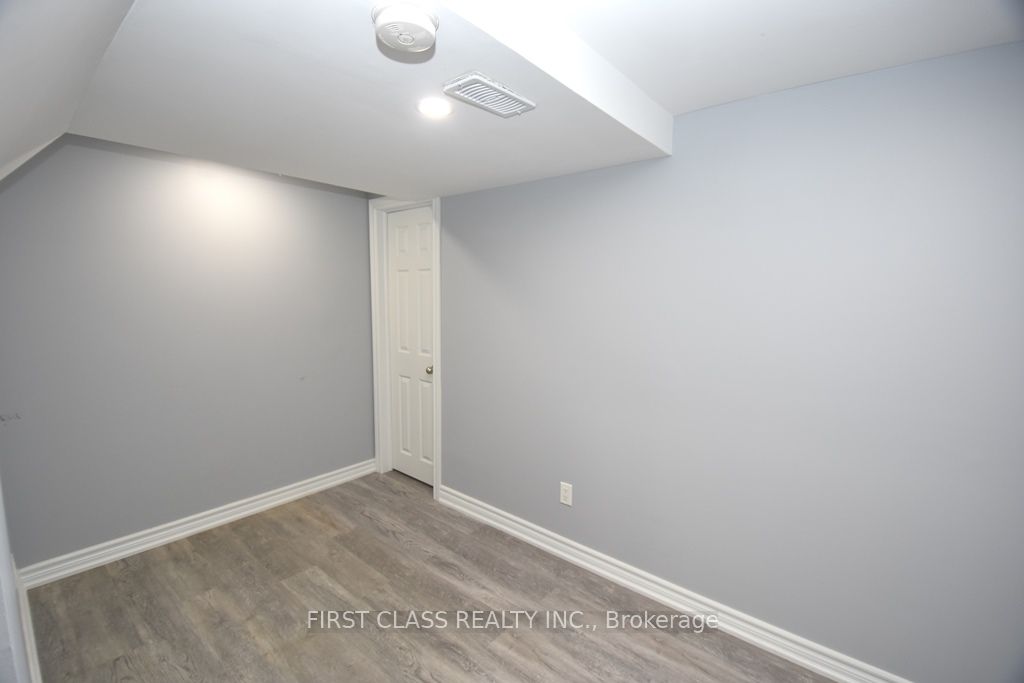 Photo 18 of Unit B1, 1506 Simcoe Street N, Oshawa, Samac — HOMEH