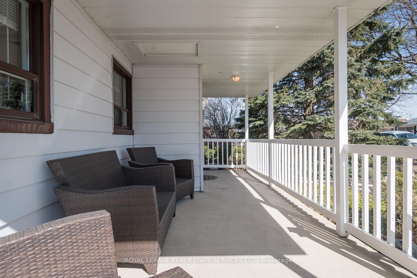 Photo 4 of 19 Munro Street, Thorold, Thorold Downtown — HOMEH