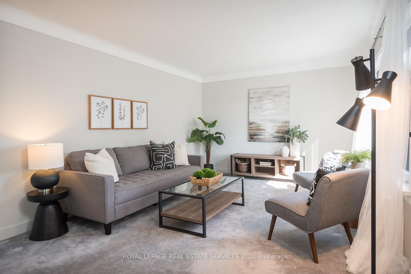 Photo 5 of 19 Munro Street, Thorold, Thorold Downtown — HOMEH