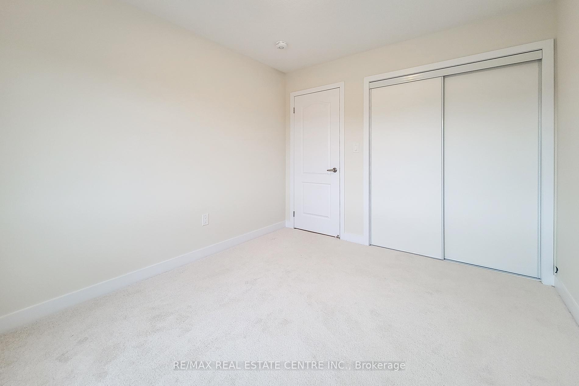 Photo 20 of 22 Lemon Avenue, Thorold, Hurricane/Merrittville — HOMEH