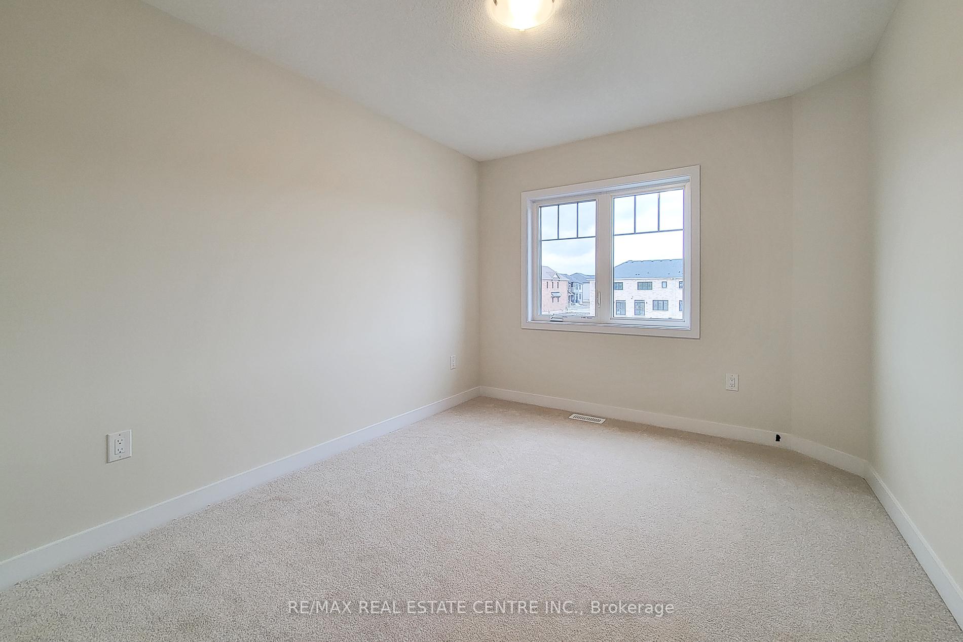 Photo 21 of 22 Lemon Avenue, Thorold, Hurricane/Merrittville — HOMEH