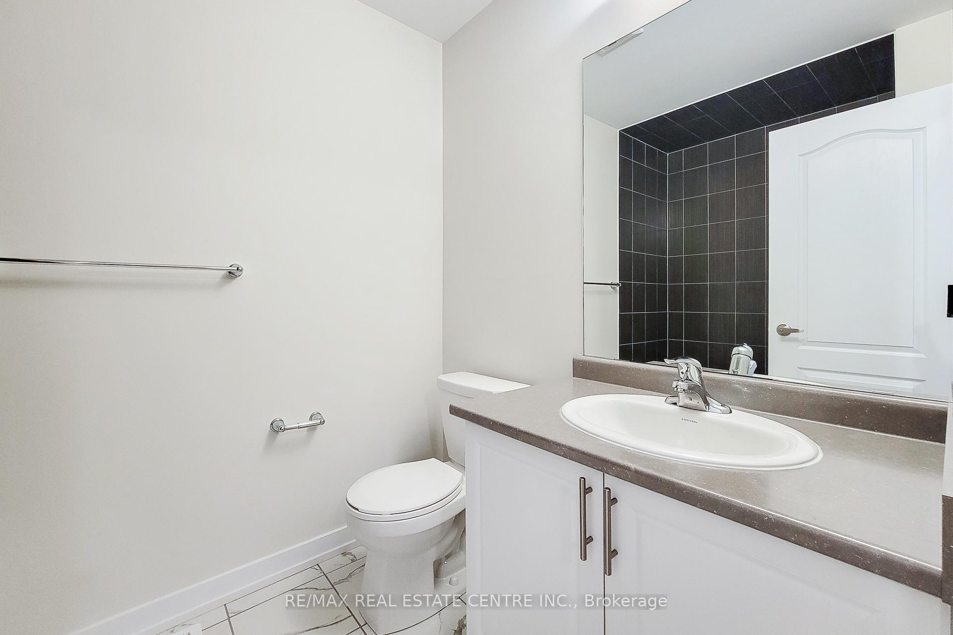 Photo 22 of 22 Lemon Avenue, Thorold, Hurricane/Merrittville — HOMEH