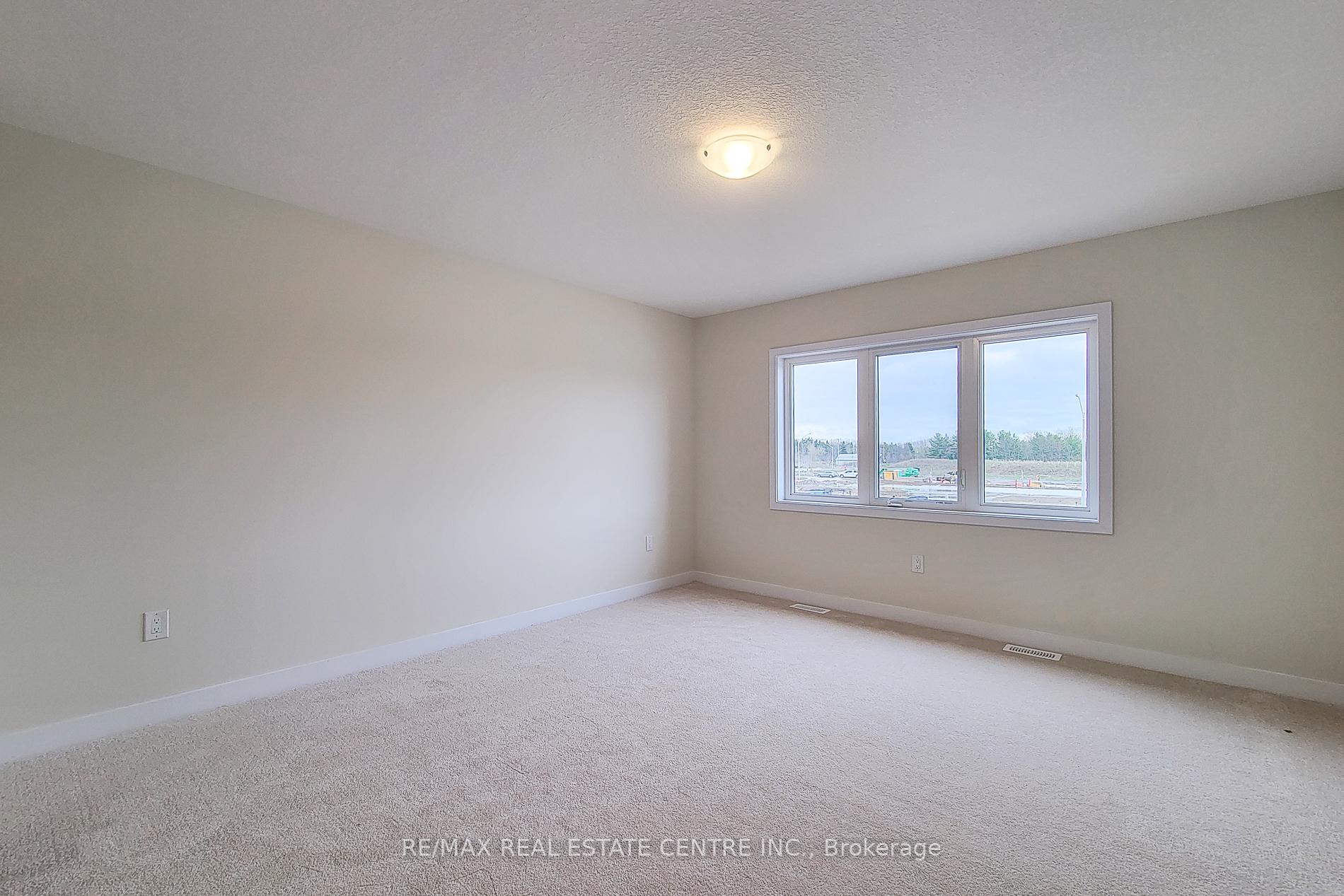 Photo 24 of 22 Lemon Avenue, Thorold, Hurricane/Merrittville — HOMEH
