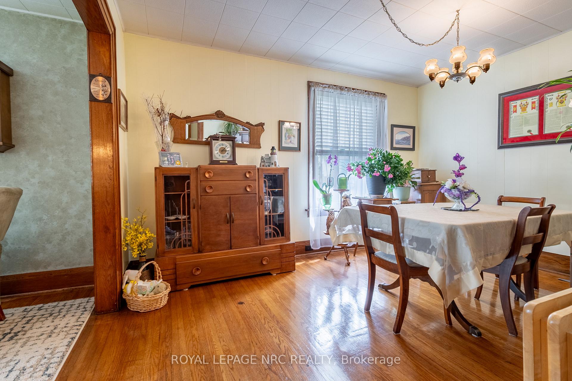 Photo 10 of 99 Welland Street N, Thorold, Thorold Downtown — HOMEH
