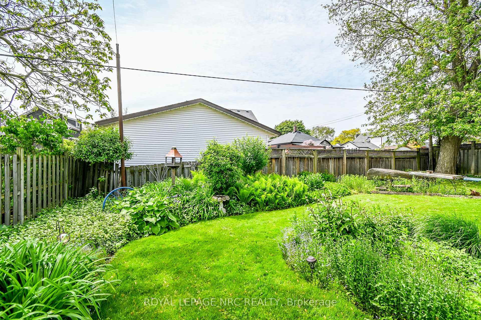 Photo 23 of 99 Welland Street N, Thorold, Thorold Downtown — HOMEH