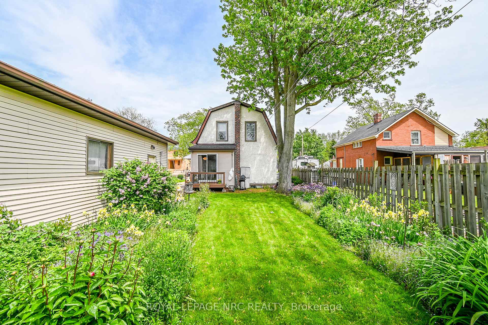 Photo 26 of 99 Welland Street N, Thorold, Thorold Downtown — HOMEH
