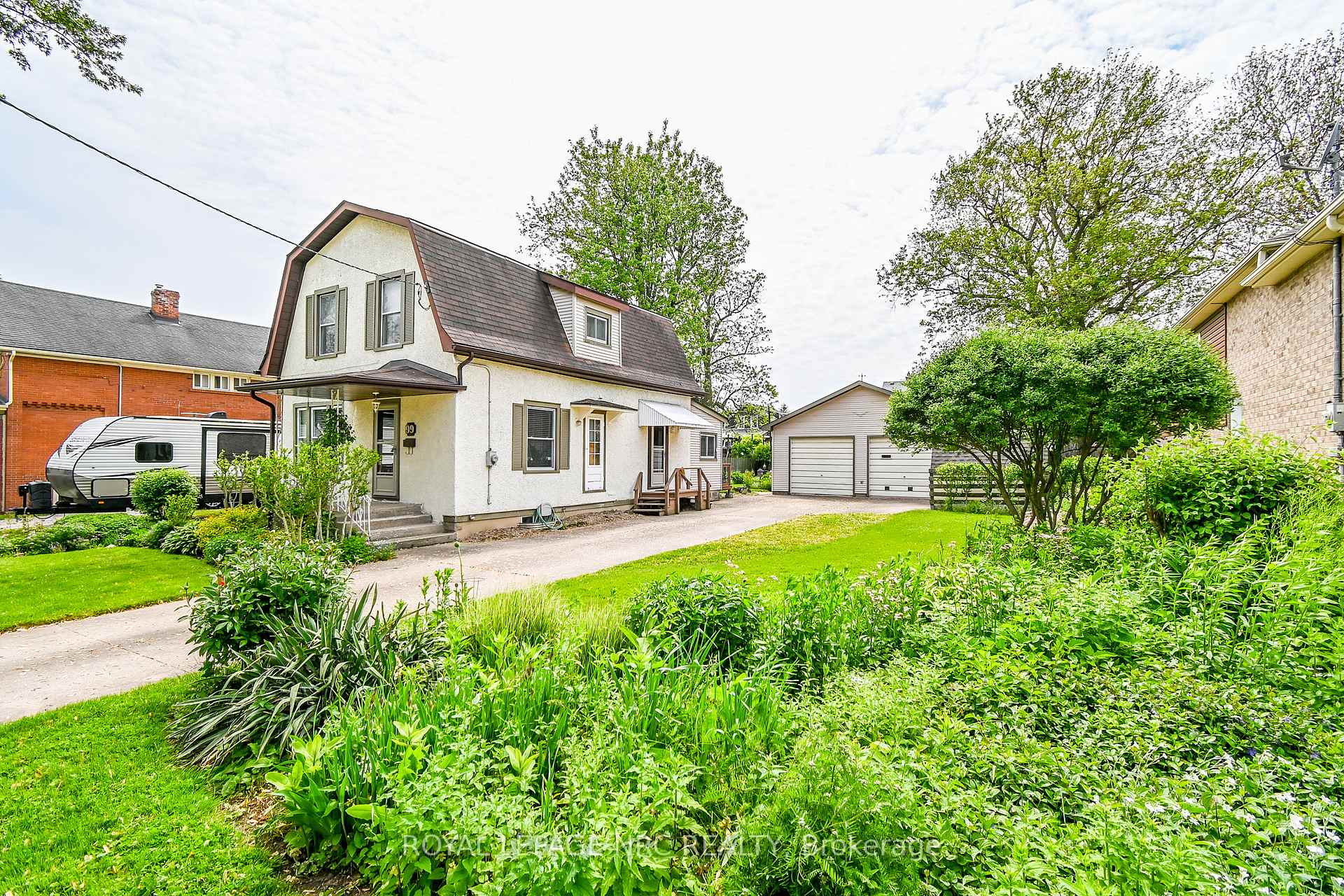 Photo 30 of 99 Welland Street N, Thorold, Thorold Downtown — HOMEH