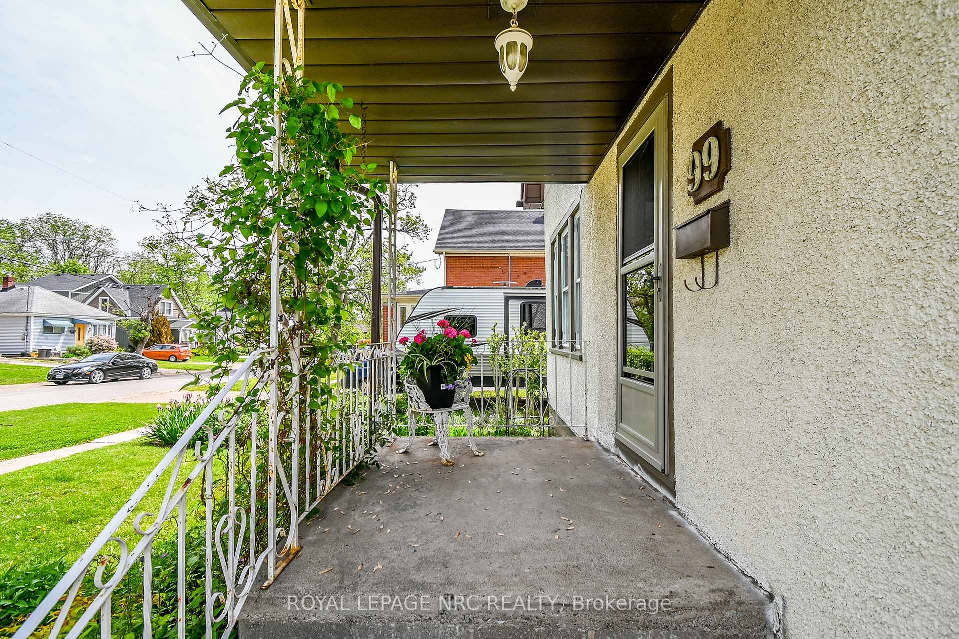 Photo 33 of 99 Welland Street N, Thorold, Thorold Downtown — HOMEH