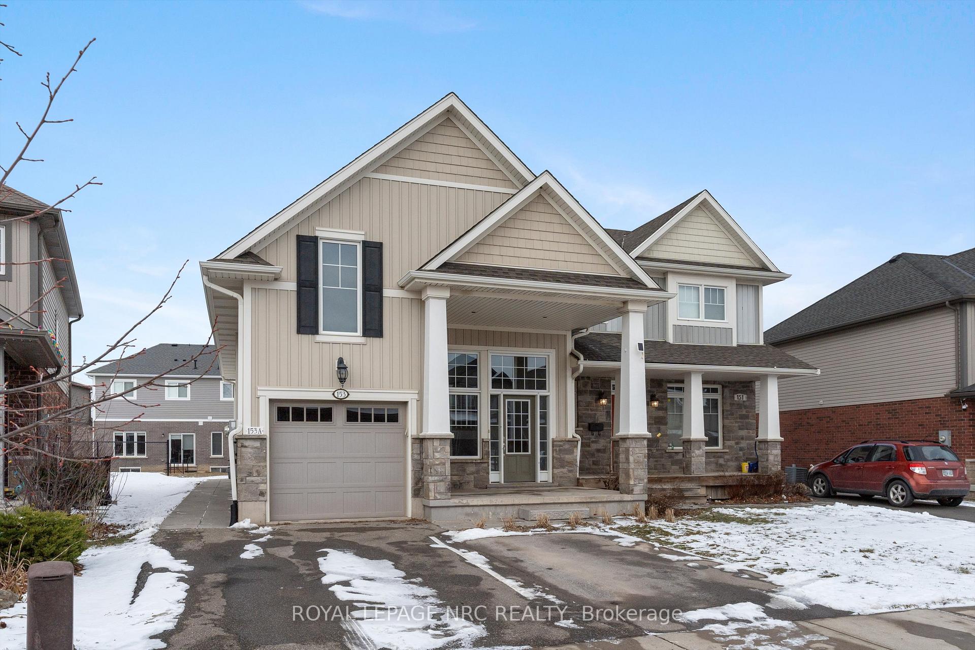Photo 2 of 153 Winterberry Boulevard, Thorold, Confederation Heights — HOMEH
