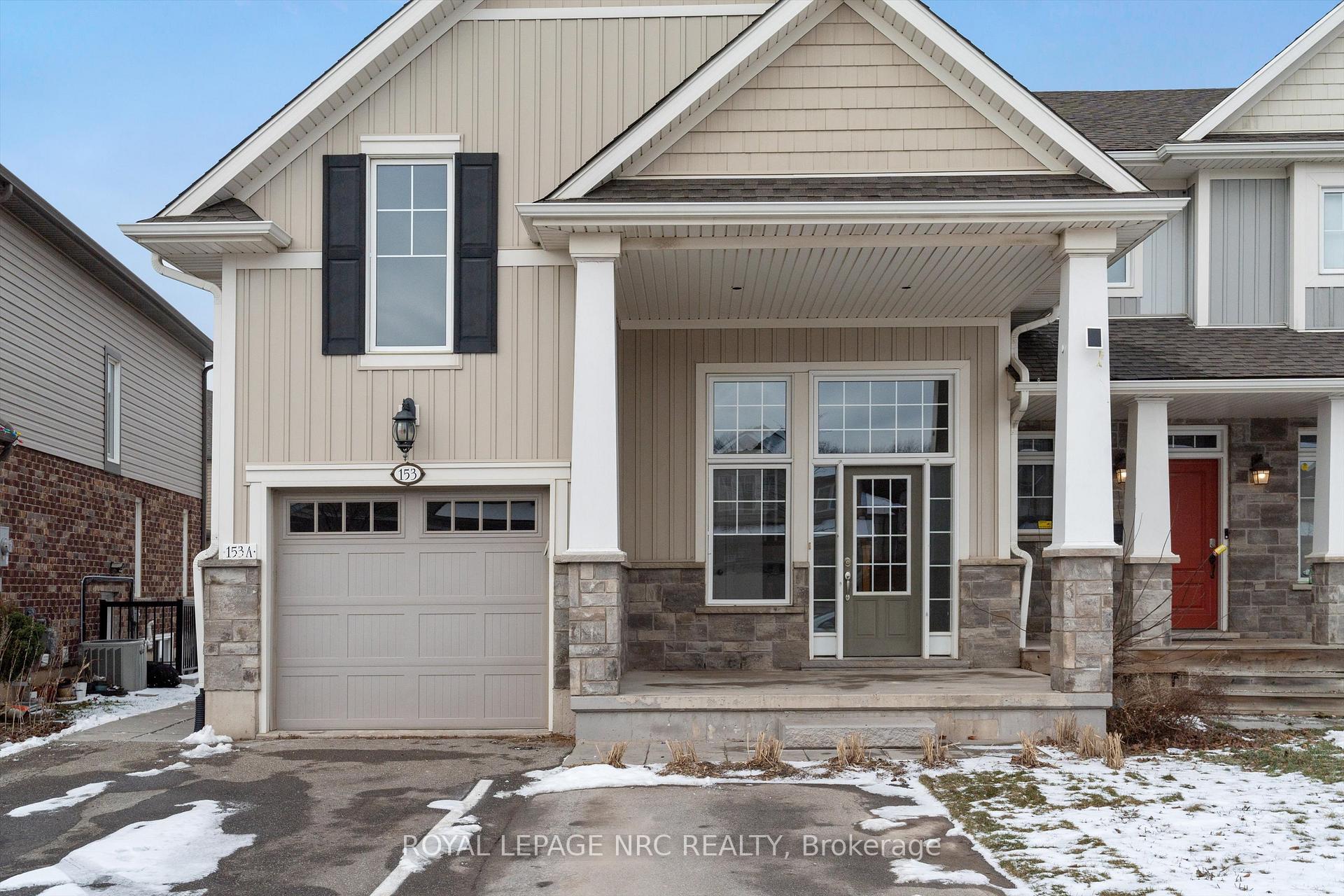Photo 3 of 153 Winterberry Boulevard, Thorold, Confederation Heights — HOMEH