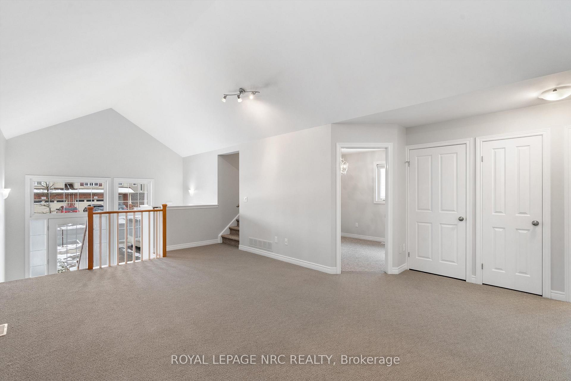 Photo 8 of 153 Winterberry Boulevard, Thorold, Confederation Heights — HOMEH