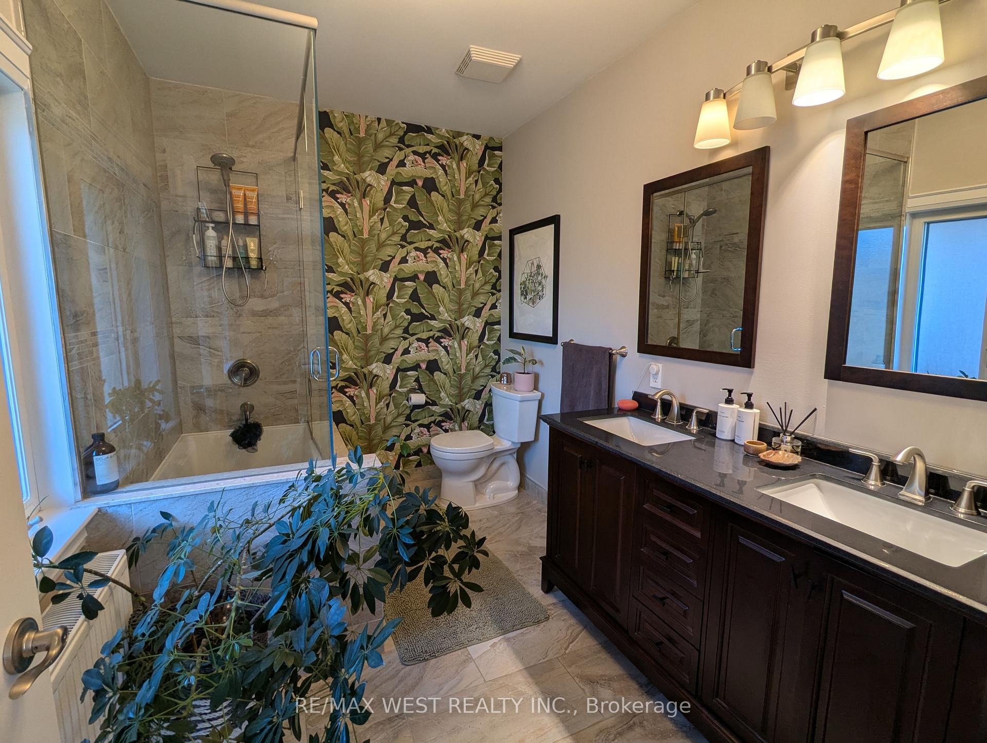 Photo 10 of Unit 2nd Flr, 81 Regal Road, Toronto, Wychwood — HOMEH