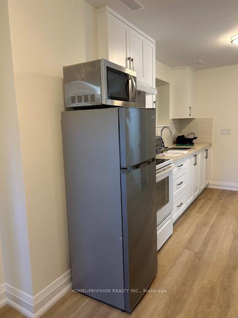 Photo 5 of Unit Bsmt, 271 Springdale Boulevard, Toronto, Danforth Village-East York — HOMEH