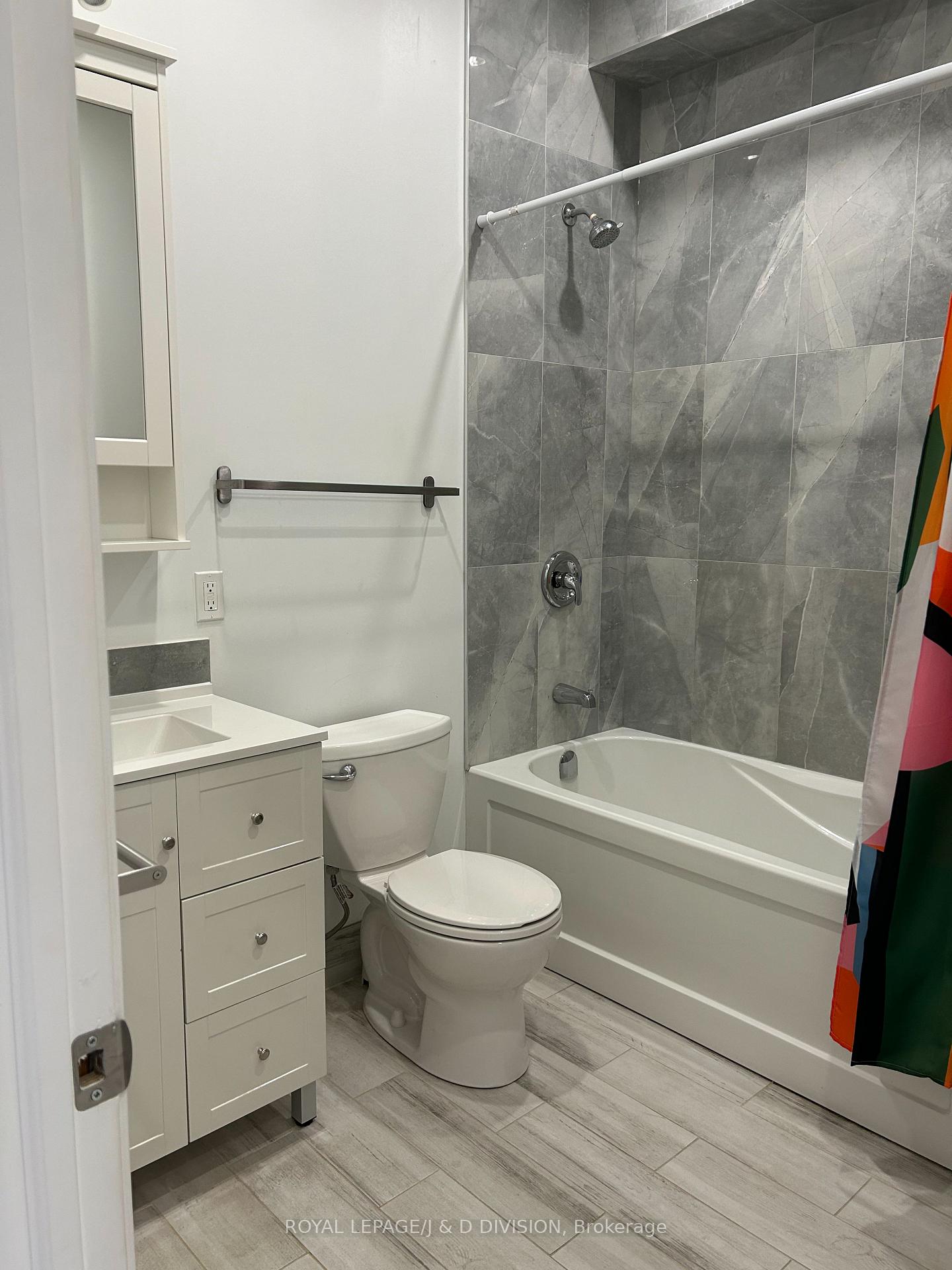 Photo 13 of Unit A, 389 Danforth Avenue, Toronto, North Riverdale — HOMEH