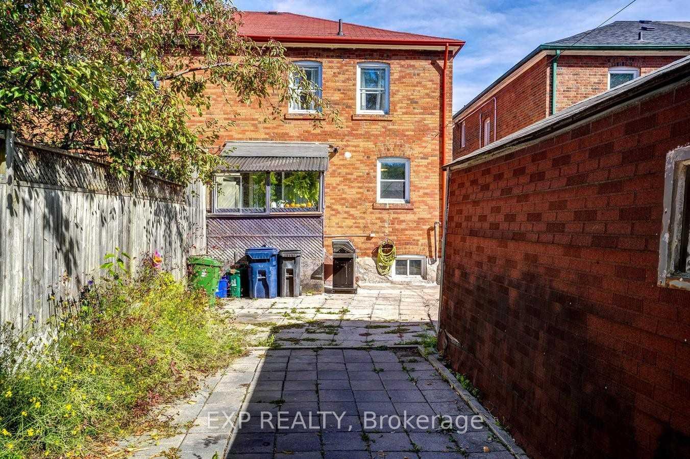 Photo 22 of Unit Upper, 960 Pape Avenue, Toronto, Broadview North — HOMEH