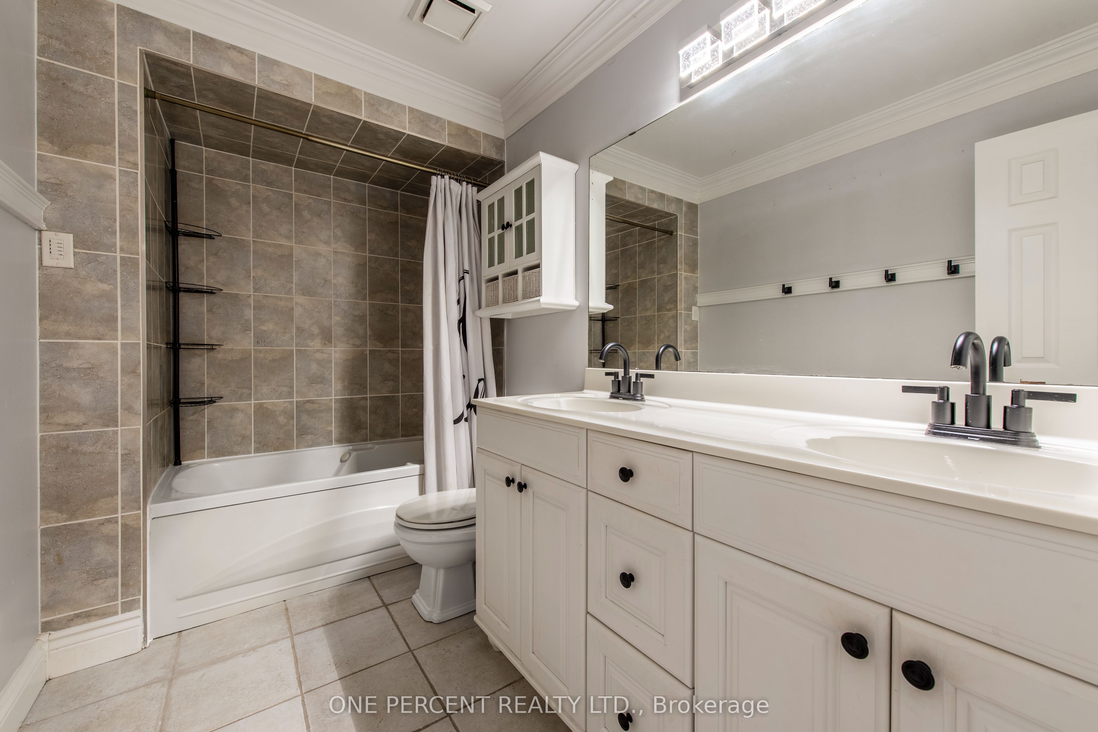 Photo 63 of 52 Boreham Circle, Brampton, Snelgrove — HOMEH