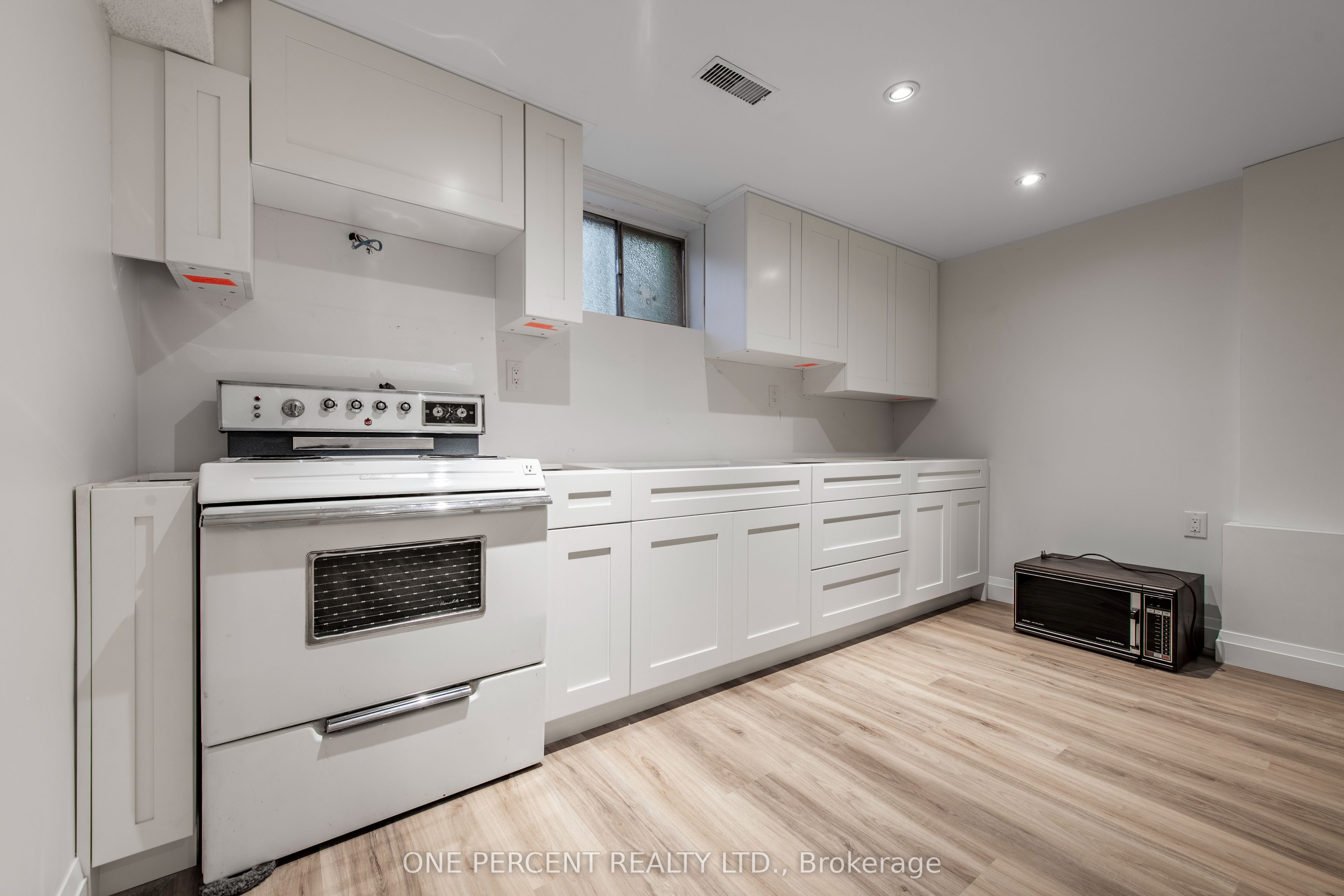 Photo 66 of 52 Boreham Circle, Brampton, Snelgrove — HOMEH