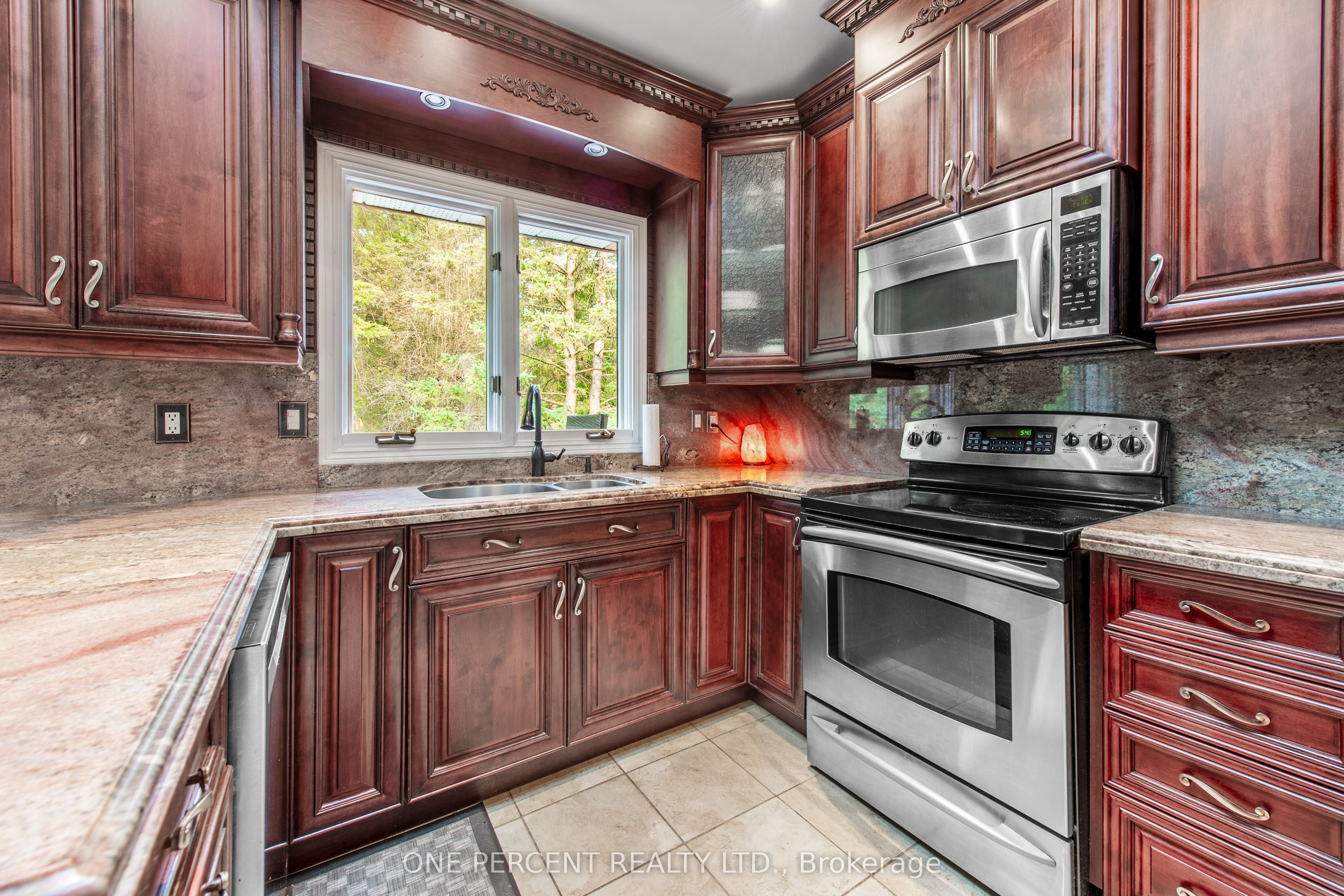Photo 50 of 52 Boreham Circle, Brampton, Snelgrove — HOMEH