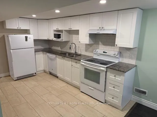 Photo 3 of Unit 2, 133 Cook Street, Barrie, Codrington — HOMEH