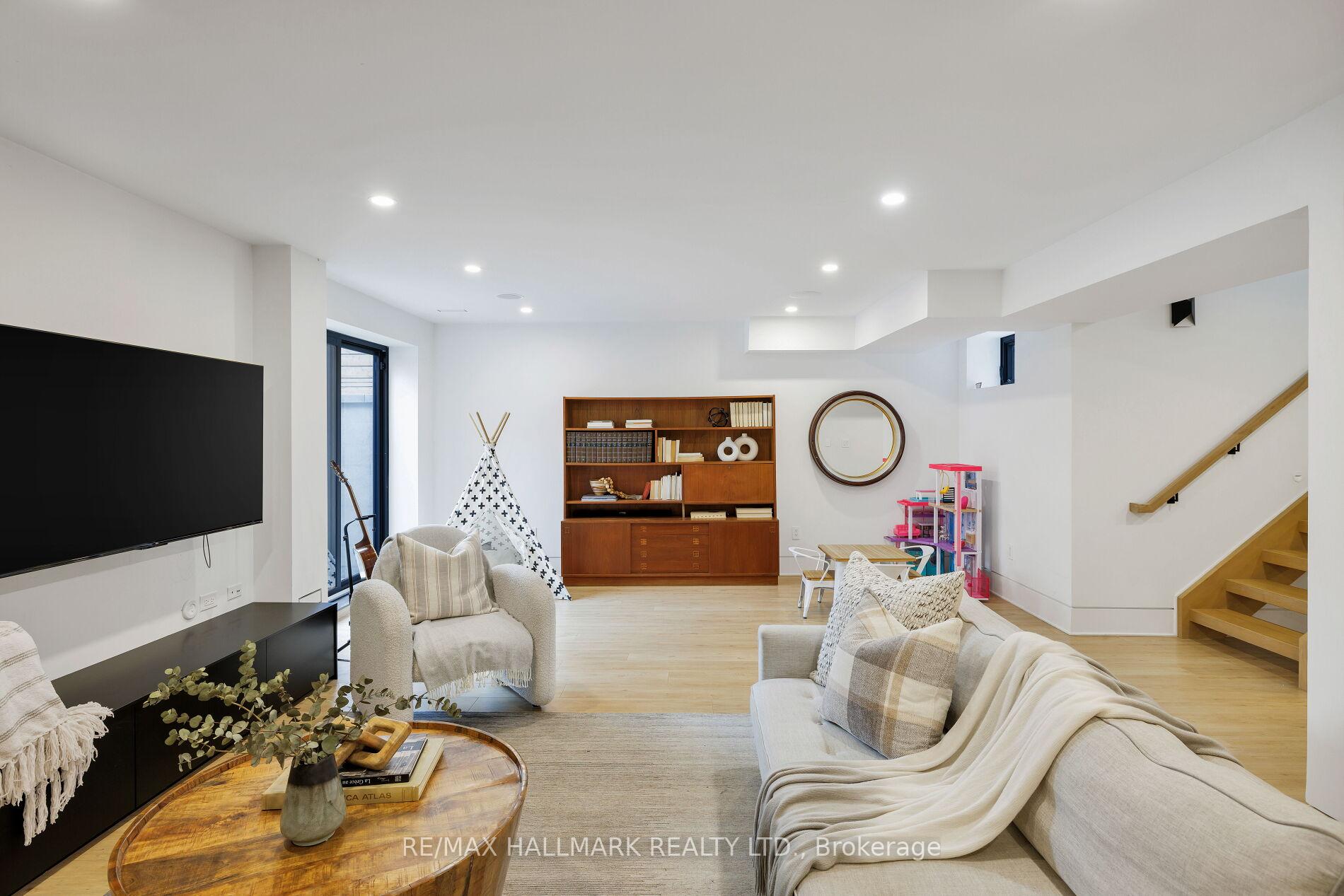Photo 41 of 57 Leroy Avenue, Toronto, Danforth Village-East York — HOMEH