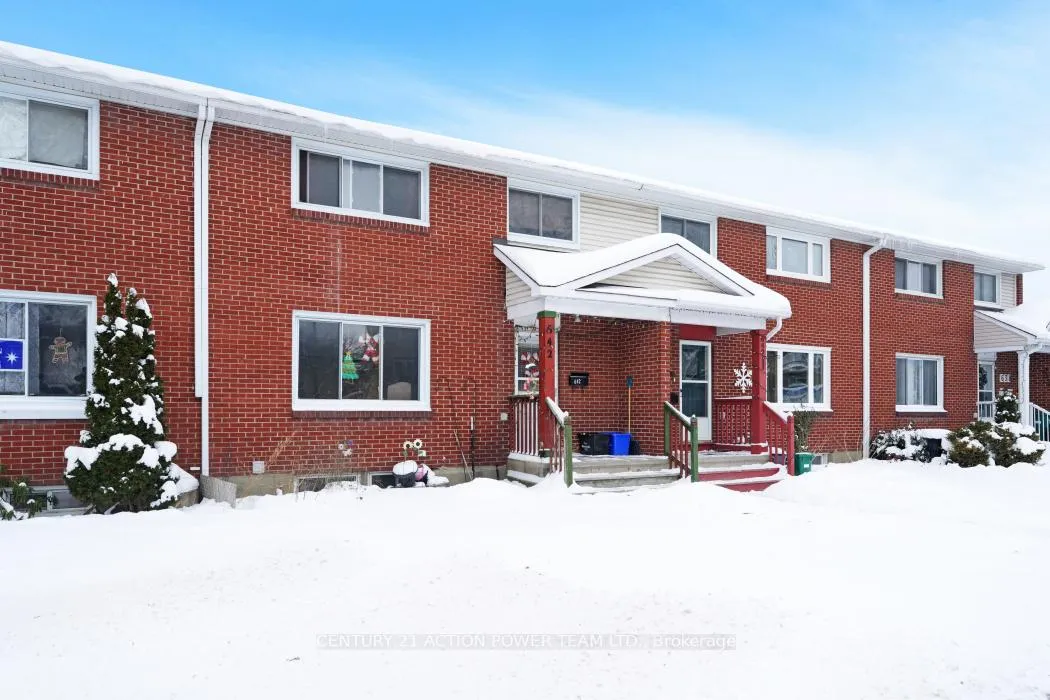 Photo 1 of 642 Borthwick Avenue, Ottawa, Castle Heights/Rideau High — HOMEH