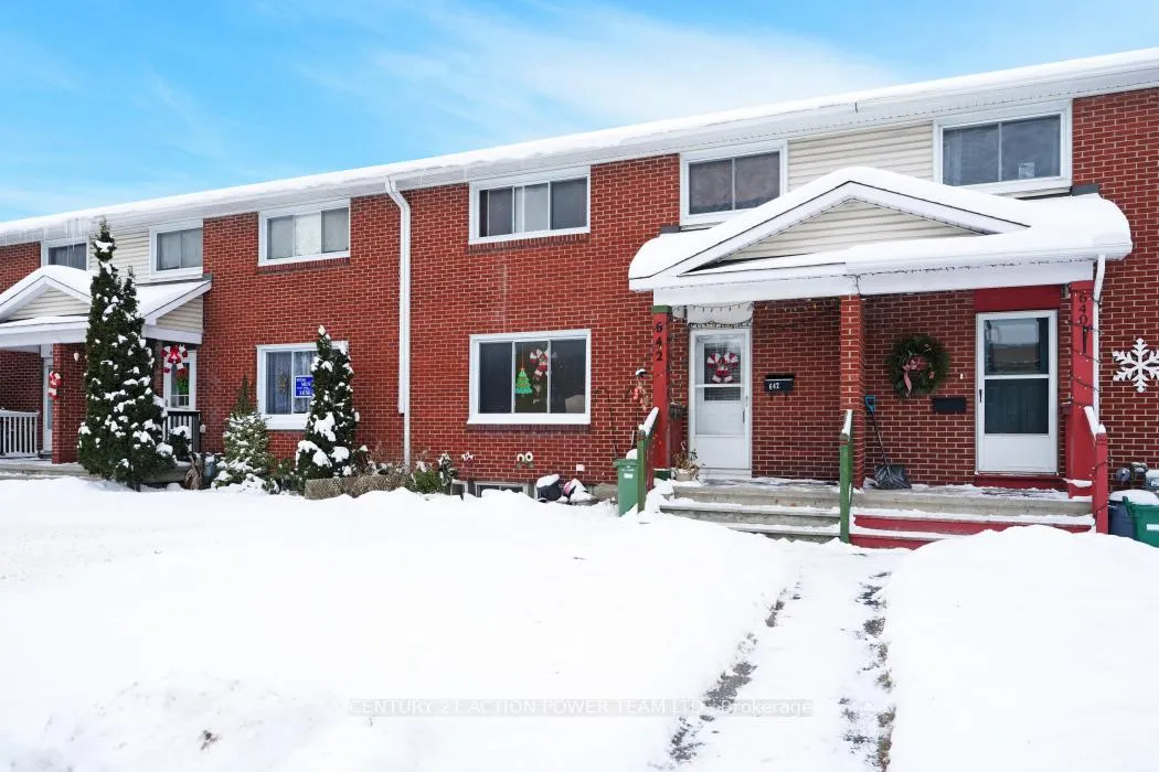 Photo 2 of 642 Borthwick Avenue, Ottawa, Castle Heights/Rideau High — HOMEH