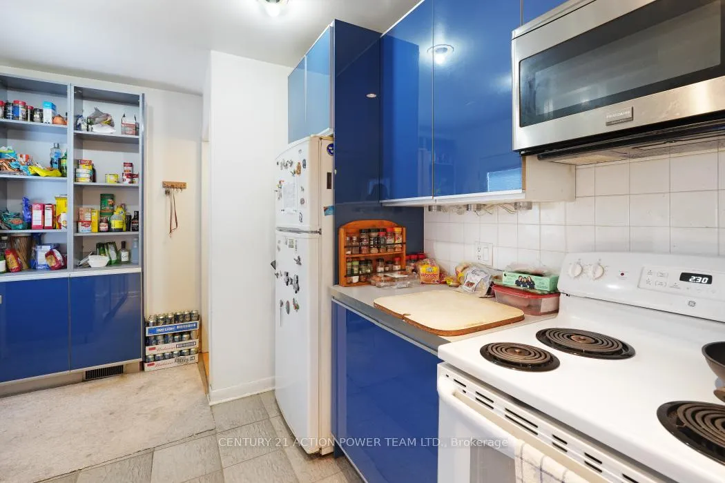 Photo 11 of 642 Borthwick Avenue, Ottawa, Castle Heights/Rideau High — HOMEH