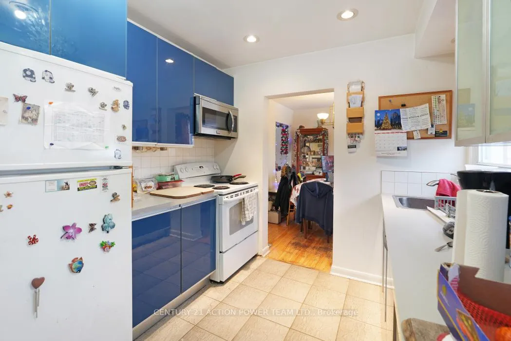 Photo 12 of 642 Borthwick Avenue, Ottawa, Castle Heights/Rideau High — HOMEH