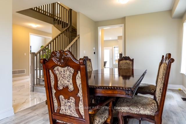 Photo 5 of 8 Venture Way, Thorold, Rolling Meadows — HOMEH