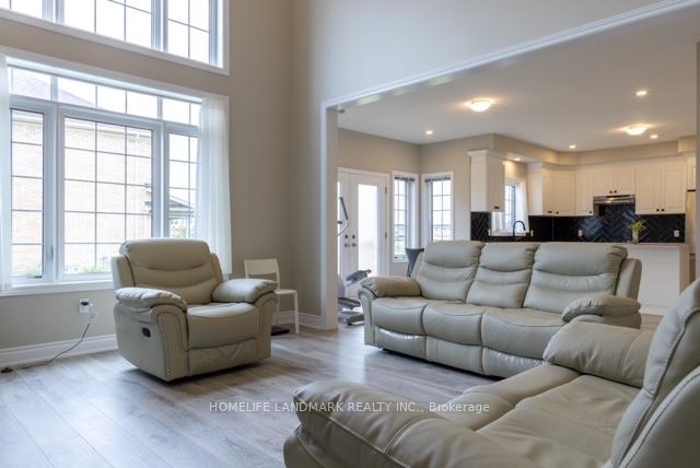 Photo 14 of 8 Venture Way, Thorold, Rolling Meadows — HOMEH
