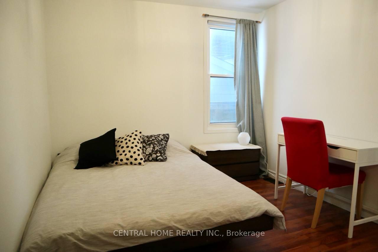 Photo 8 of 50 Westbrook Avenue, Toronto, Woodbine-Lumsden — HOMEH