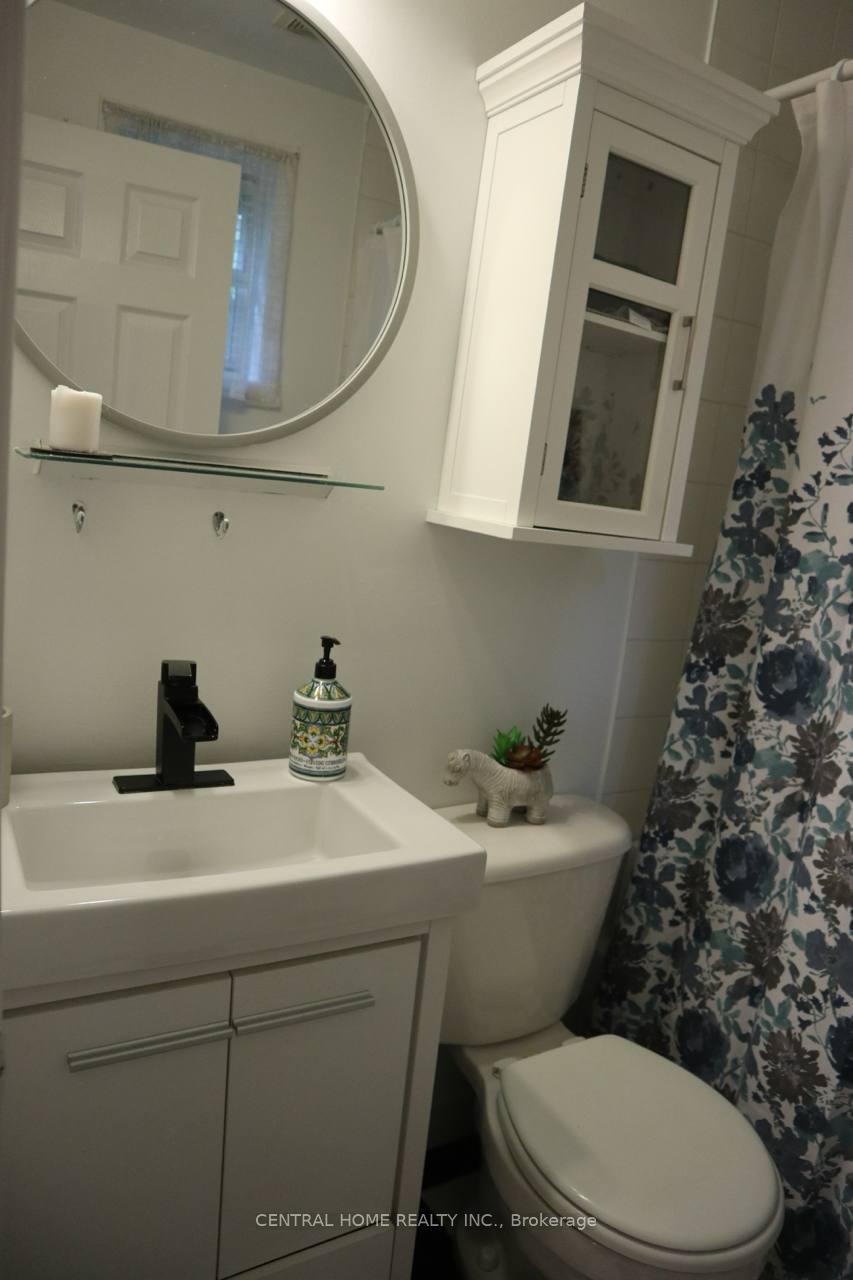 Photo 11 of 50 Westbrook Avenue, Toronto, Woodbine-Lumsden — HOMEH