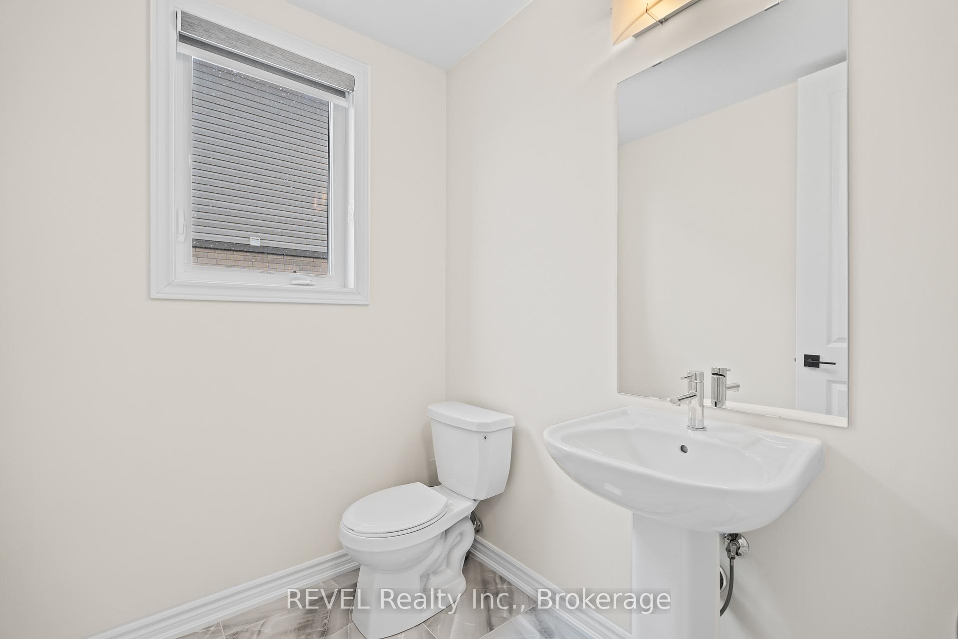 Photo 21 of 80 Explorer Way, Thorold, Rolling Meadows — HOMEH