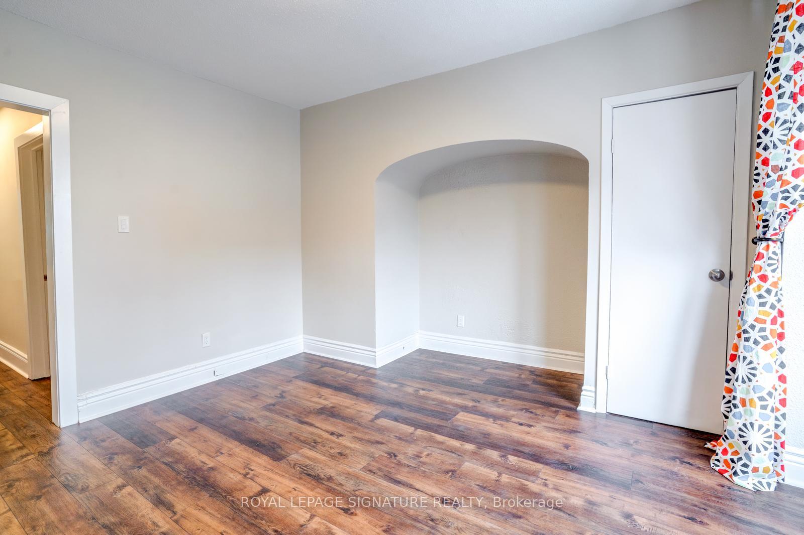 Photo 2 of Unit Upper, 689 Pape Avenue, Toronto, Blake-Jones — HOMEH