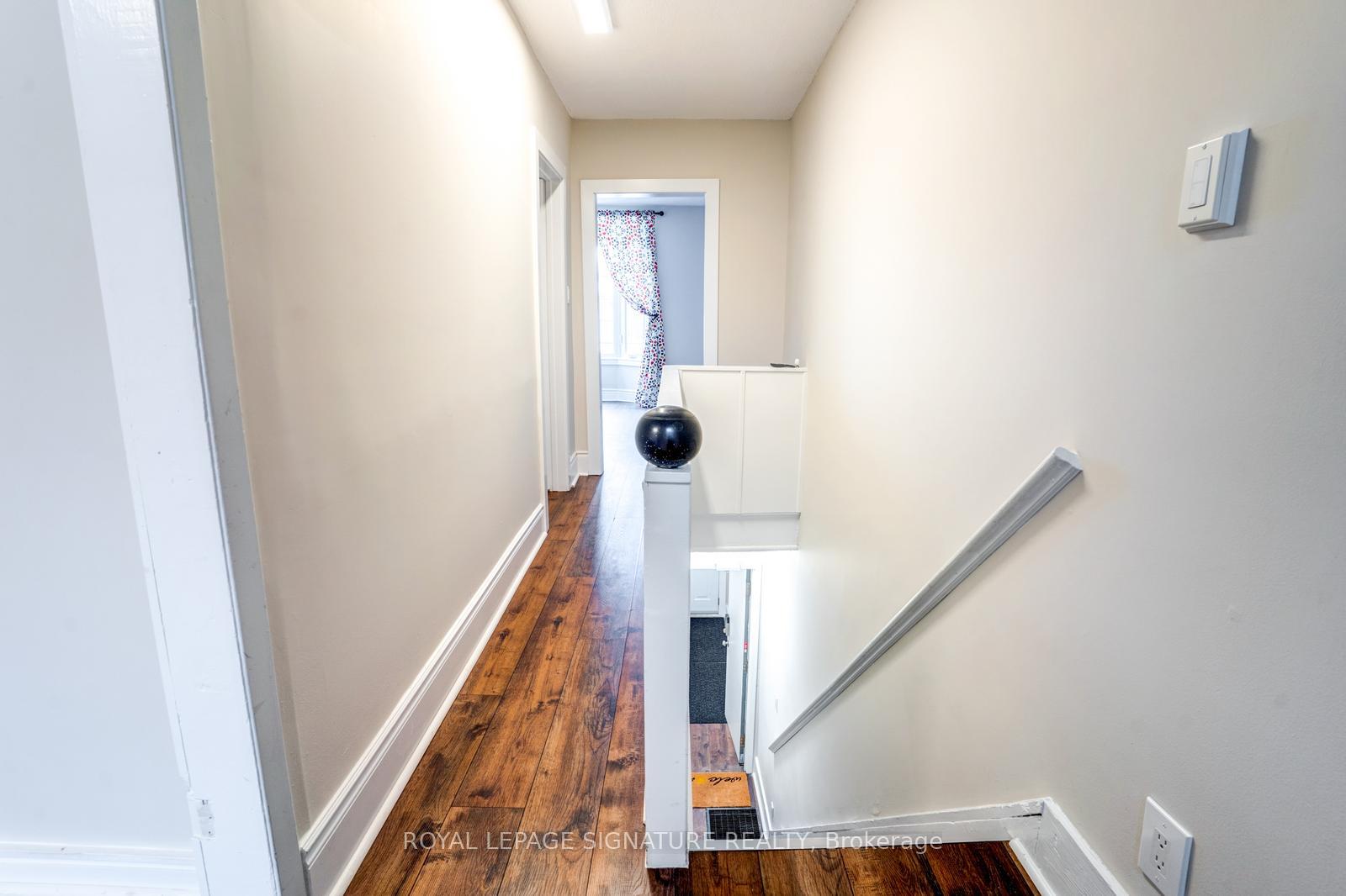 Photo 4 of Unit Upper, 689 Pape Avenue, Toronto, Blake-Jones — HOMEH