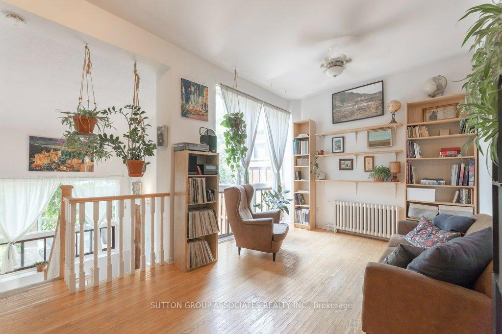 Photo 7 of Unit Back Main & Lower, 518 Euclid Avenue, Toronto, Palmerston-Little Italy — HOMEH
