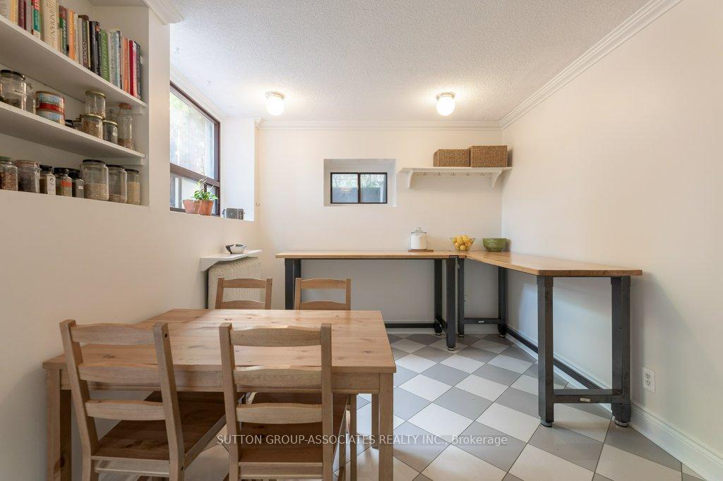 Photo 17 of Unit Back Main & Lower, 518 Euclid Avenue, Toronto, Palmerston-Little Italy — HOMEH