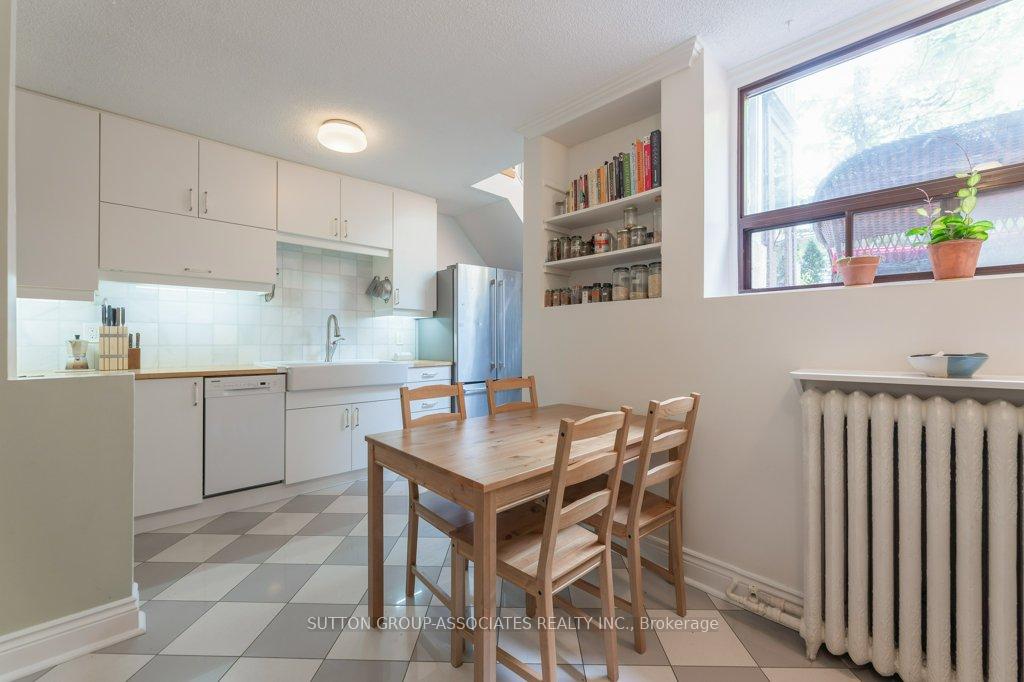 Photo 18 of Unit Back Main & Lower, 518 Euclid Avenue, Toronto, Palmerston-Little Italy — HOMEH