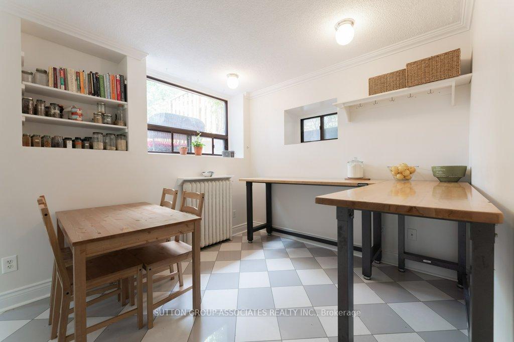 Photo 20 of Unit Back Main & Lower, 518 Euclid Avenue, Toronto, Palmerston-Little Italy — HOMEH