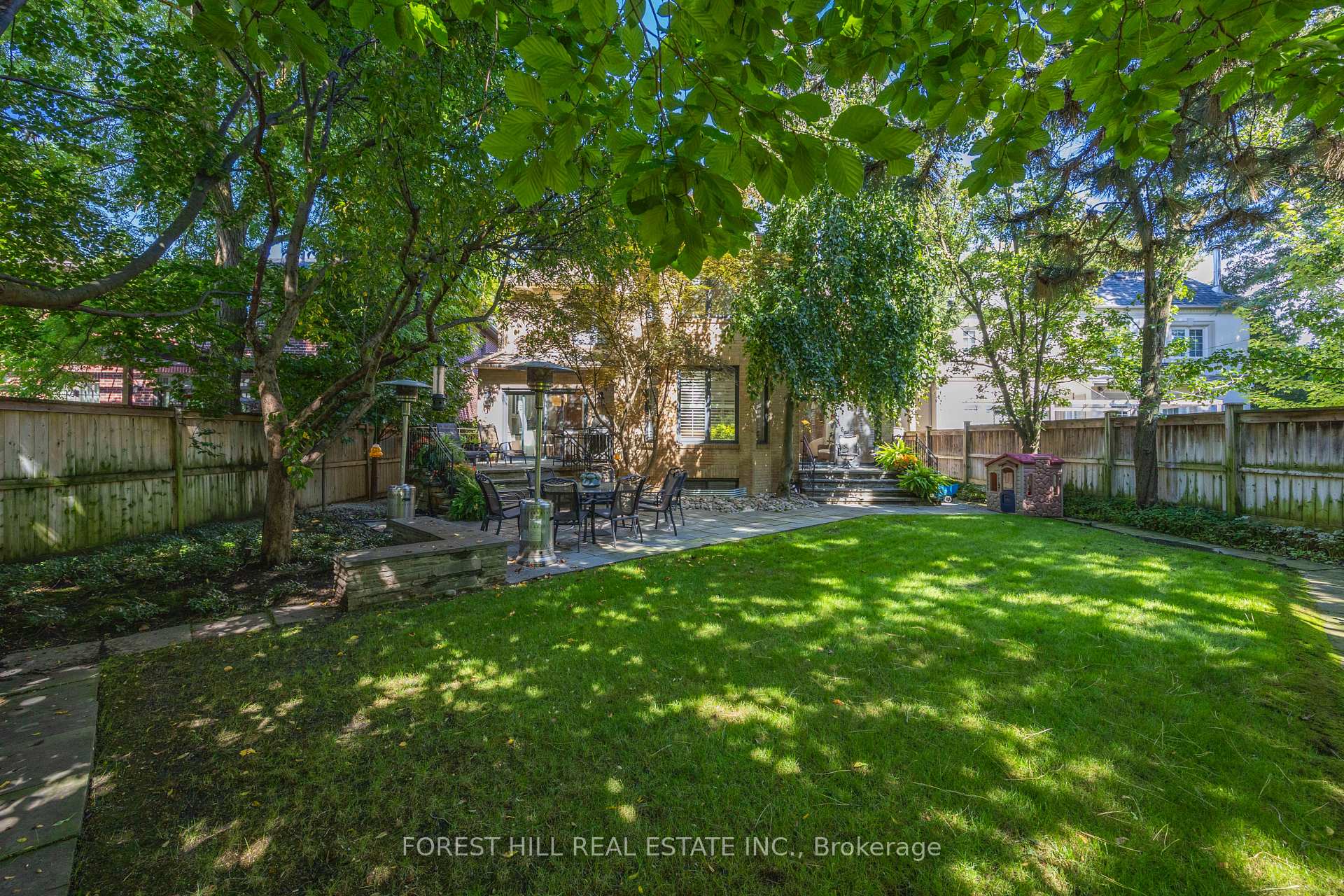 Photo 29 of 88 Yonge Boulevard, Toronto, Bedford Park-Nortown — HOMEH