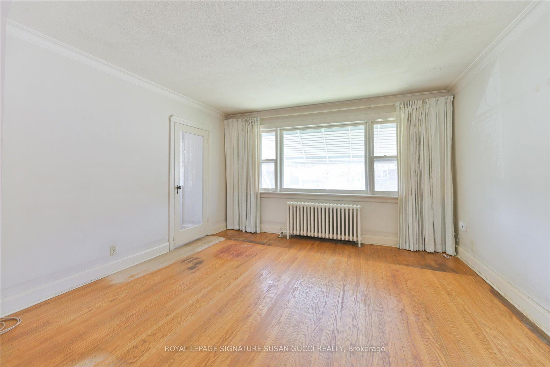 Photo 5 of 115 Cedarcrest Boulevard, Toronto, O'Connor-Parkview — HOMEH