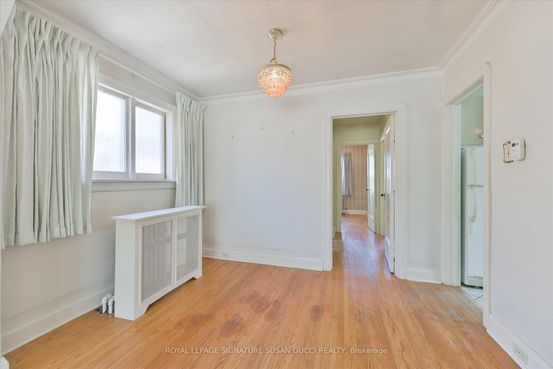 Photo 6 of 115 Cedarcrest Boulevard, Toronto, O'Connor-Parkview — HOMEH