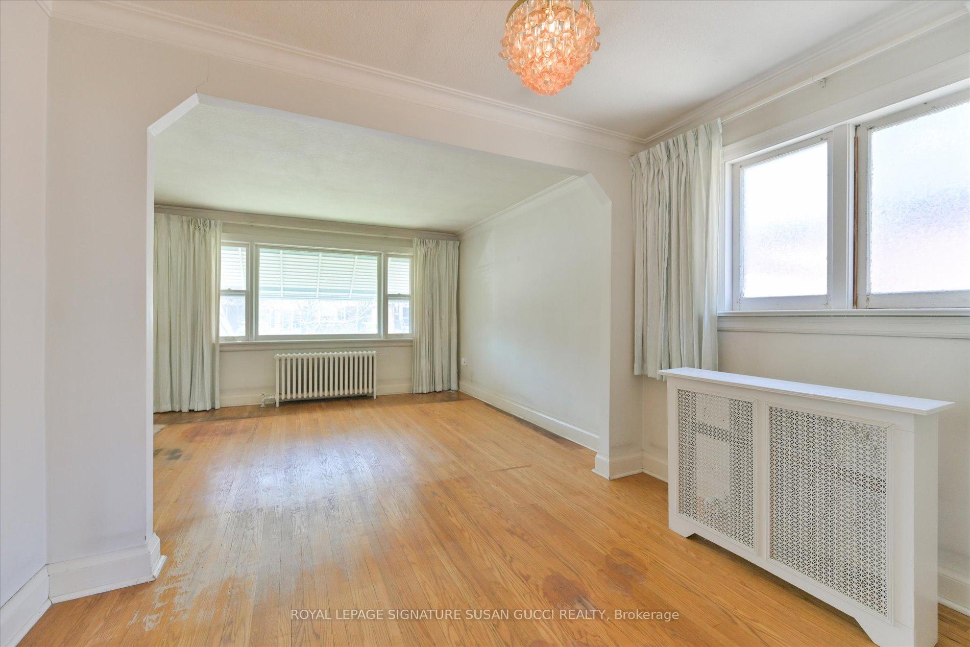 Photo 7 of 115 Cedarcrest Boulevard, Toronto, O'Connor-Parkview — HOMEH