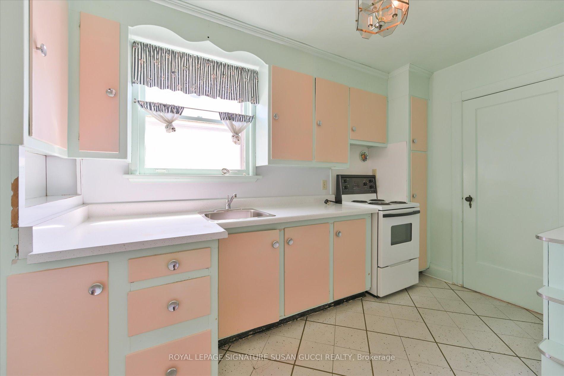 Photo 8 of 115 Cedarcrest Boulevard, Toronto, O'Connor-Parkview — HOMEH