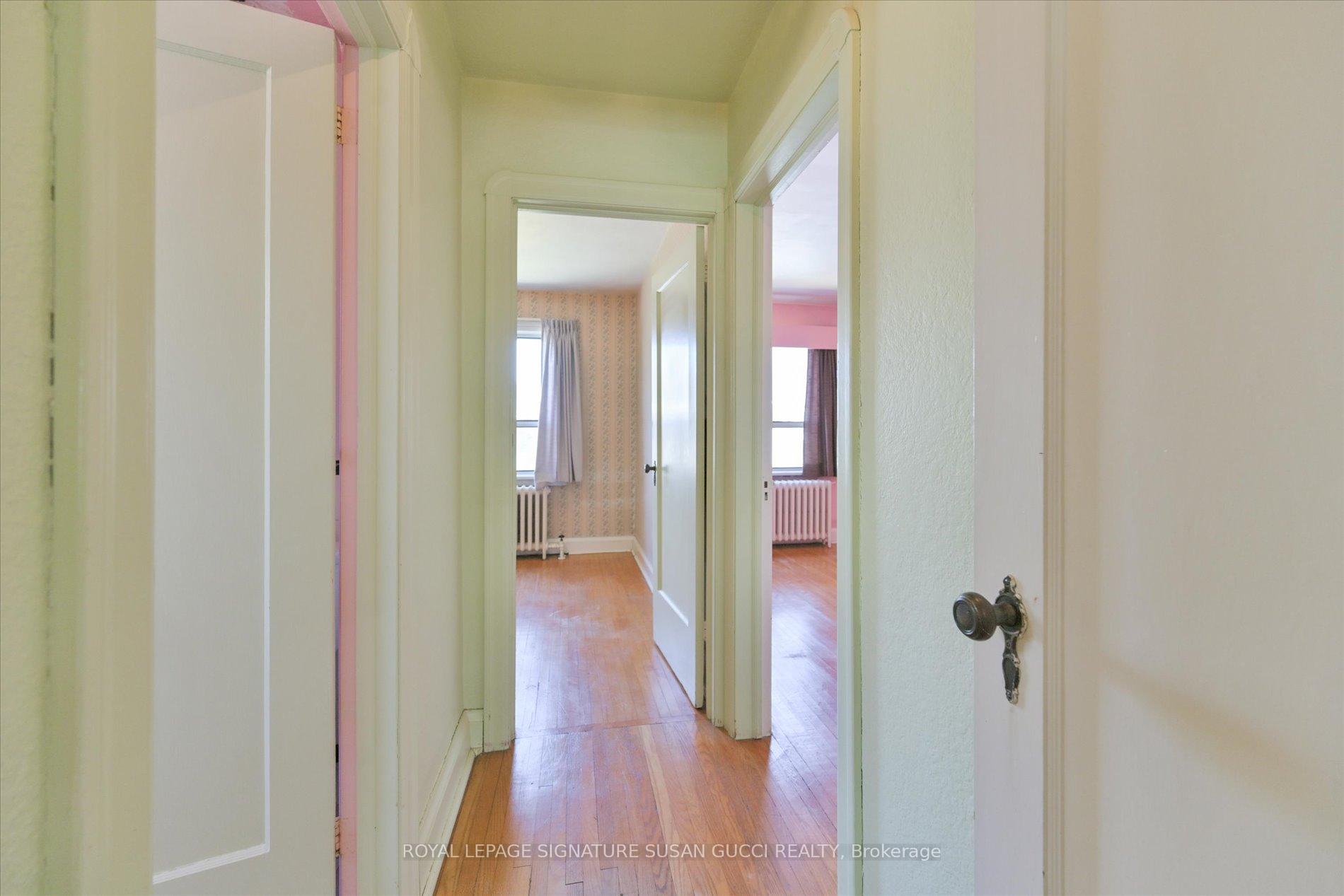 Photo 10 of 115 Cedarcrest Boulevard, Toronto, O'Connor-Parkview — HOMEH